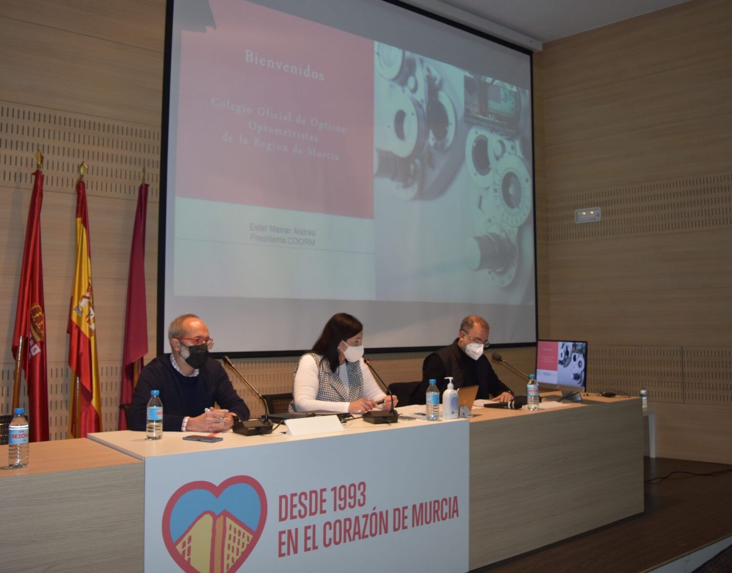El Colegio Oficial de Ópticos pide al Servicio Murciano de active una bolsa de los ópticos-optometristas • COORM